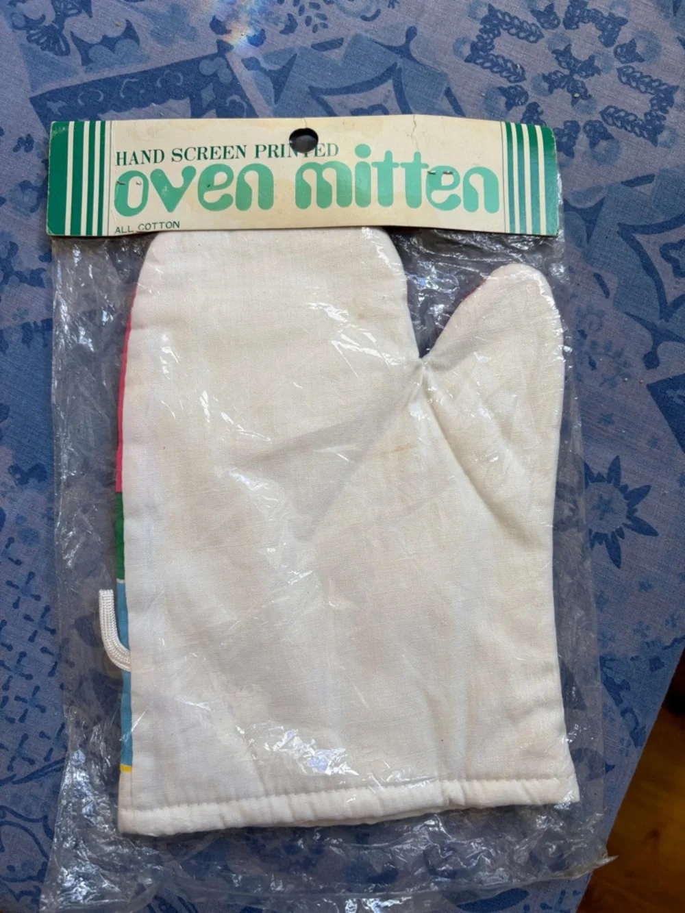 Vintage Bermuda Palm Print Oven Mitten - Bright Tropical Colors